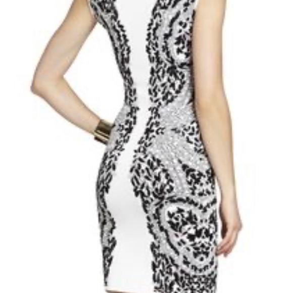 Robe BCBGmaxazria ajustée noir et blanc - Picture 2 of 5